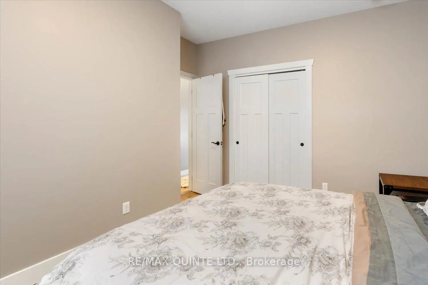 Additional image 9 of 564 Sidney Street