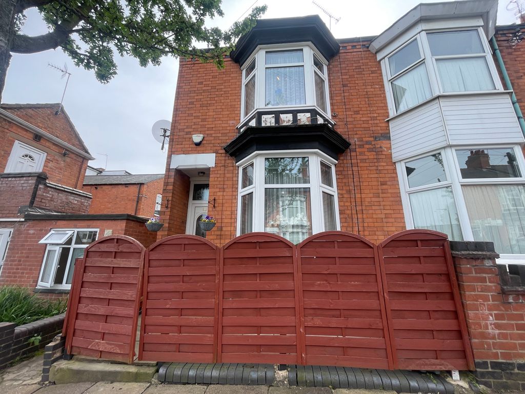 3 bed end terrace house for saleBarclay Street, Leicester LE3