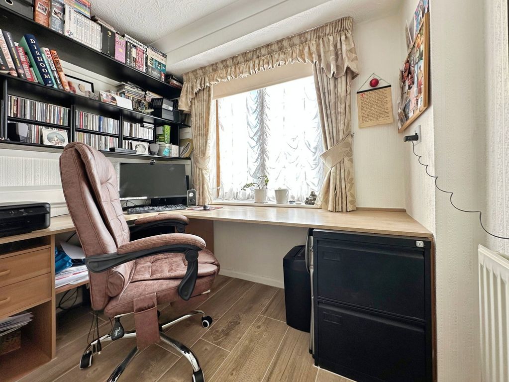 Additional image 6 of 4 bed detached house for saleRichmond Drive, Perton, Perton, Wolverhampton WV6