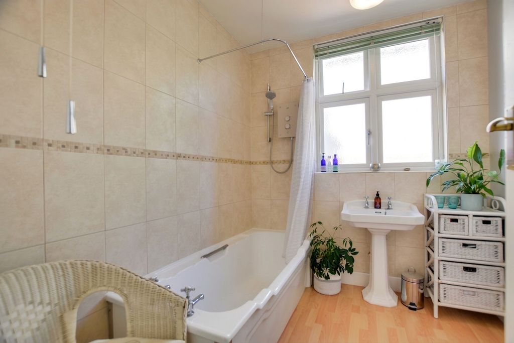 Additional image 14 of 4 bed detached house for saleMeadhurst Road, Western Park, Leicester LE3