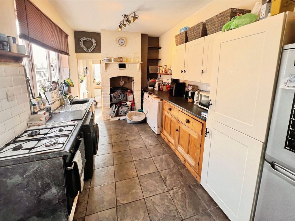 Additional image 4 of 4 bed semi-detached house for saleBelvedere Road, Burton-On-Trent, Staffordshire DE13