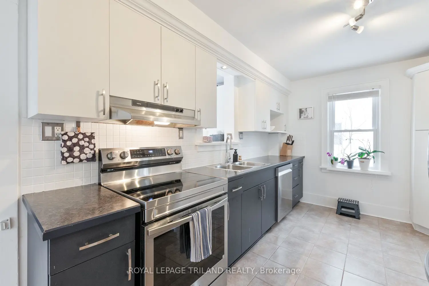 90 Locust Street