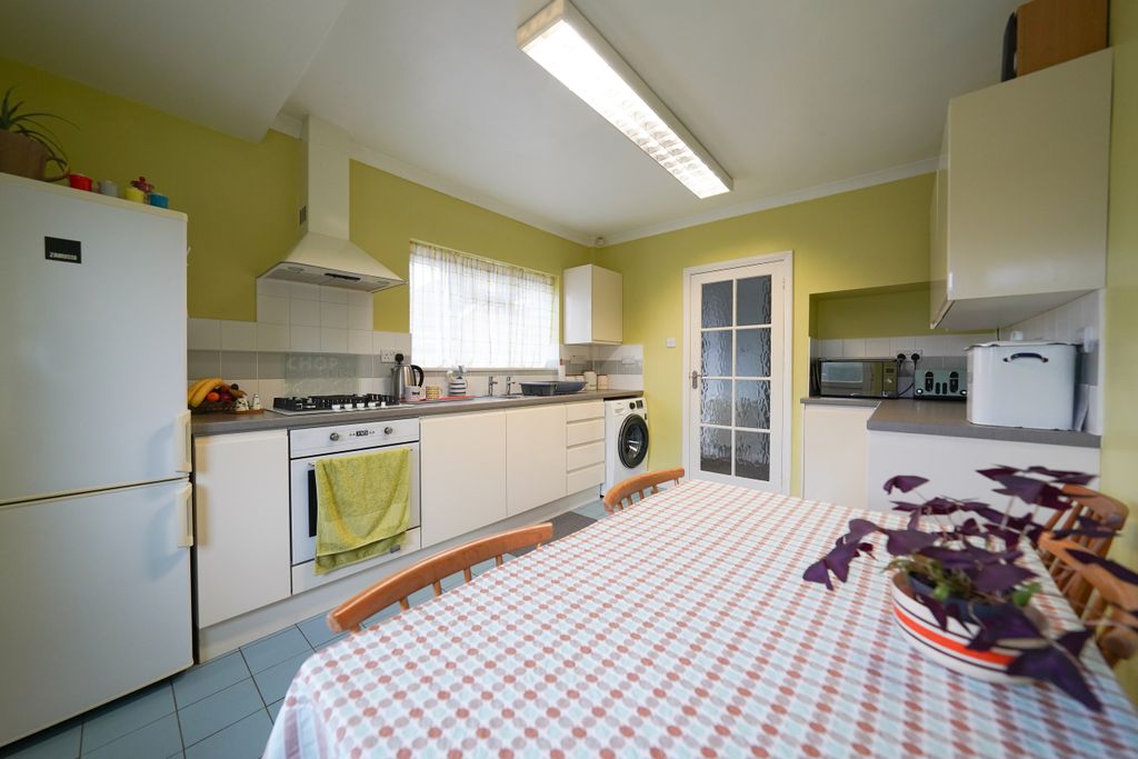 Additional image 8 of 2 bed detached bungalow for salePercy Street, Braunstone, Leicester, Leicestershire LE3