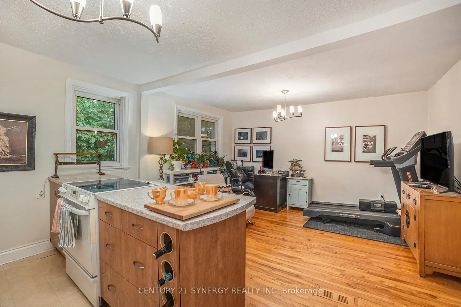 Additional image 16 of 327 Richelieu Avenue