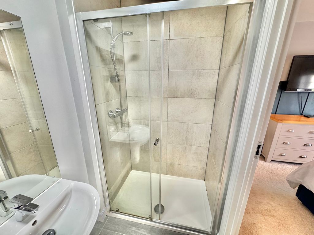 Additional image 17 of 3 bed semi-detached house for saleRoman Avenue, Nuneaton CV11