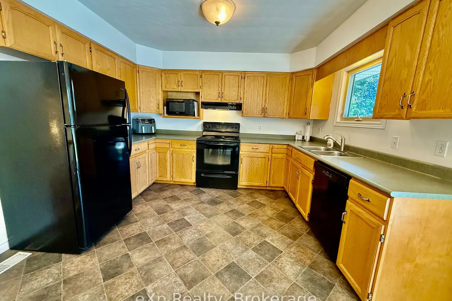 Additional image 9 of 217 Thomas Street