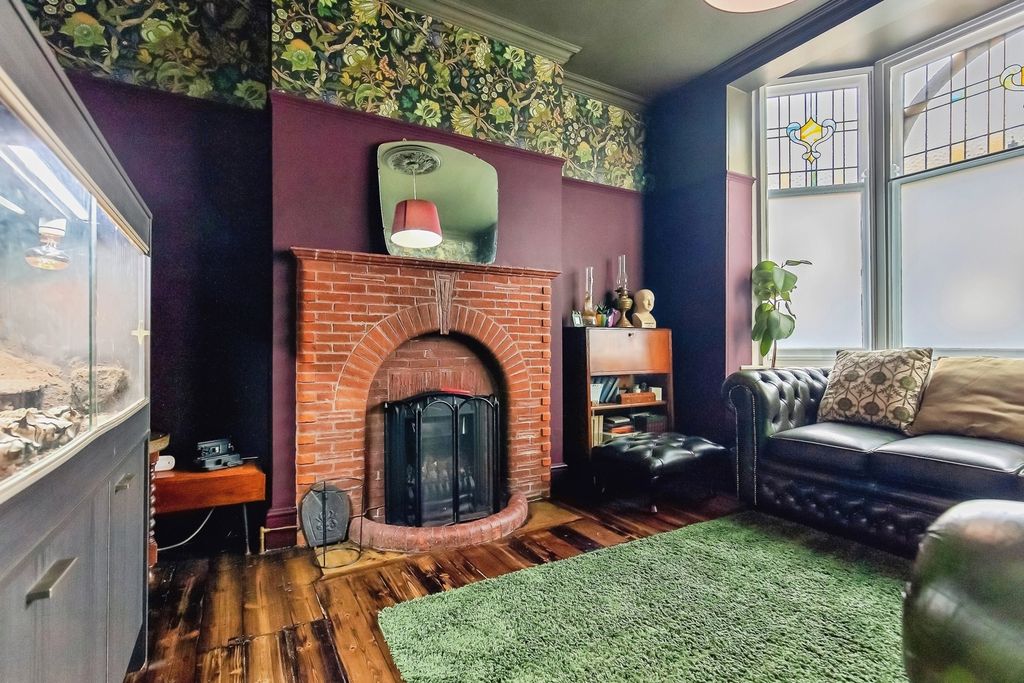 Additional image 4 of 4 bed town house for saleBeaconsfield Road, Leicester, Leicestershire LE3