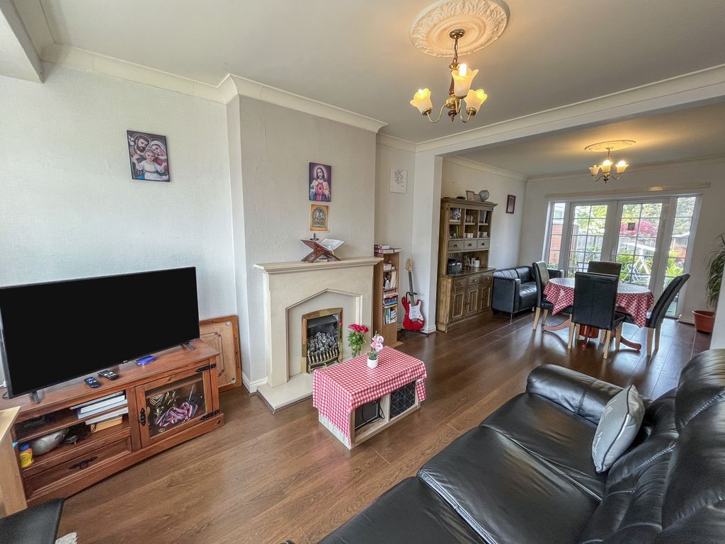 Additional image 12 of 3 bed semi-detached house for saleEastwood Road, Leicester, Leicestershire LE2