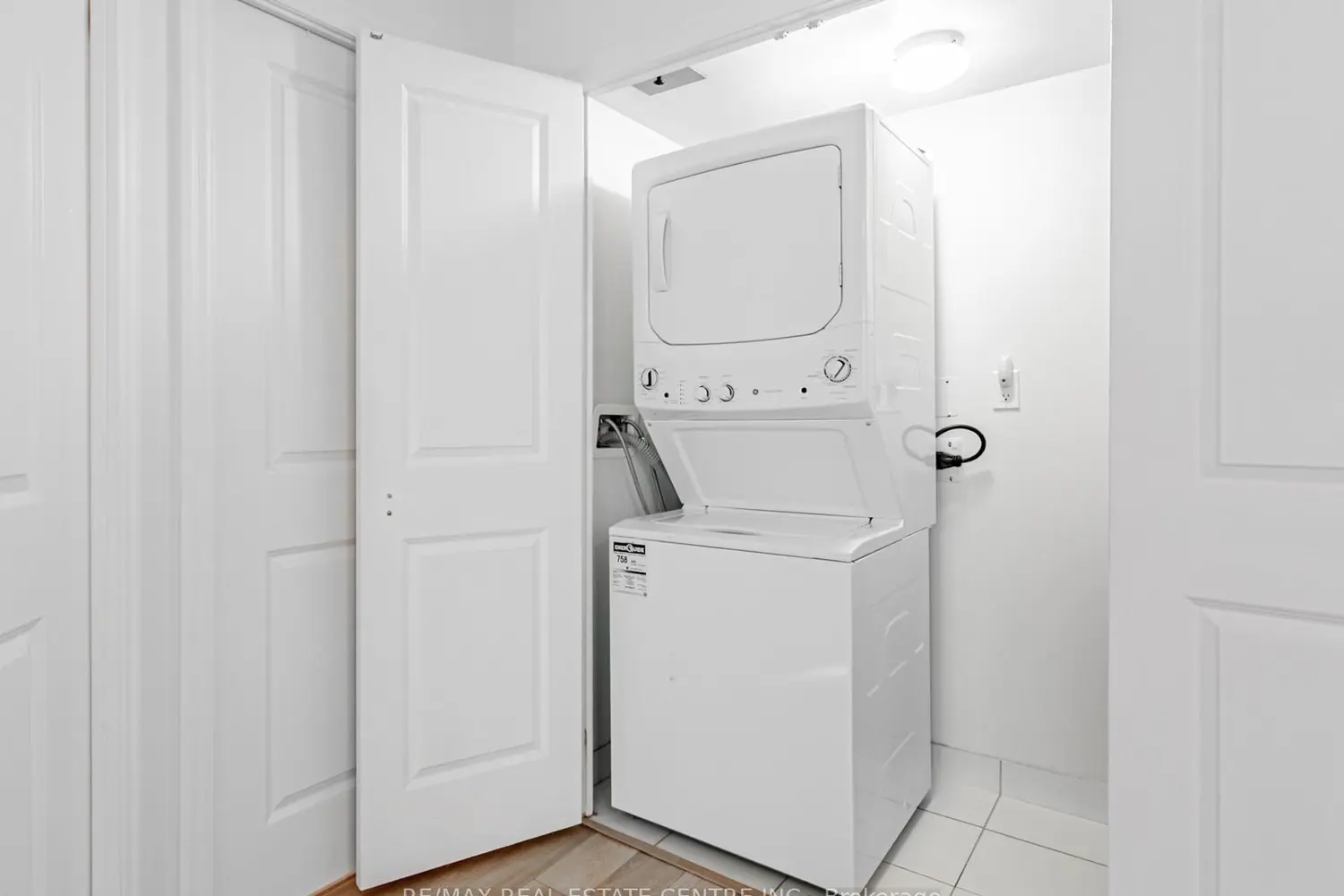 Additional image 8 of 80 Esther Lorrie Drive 720