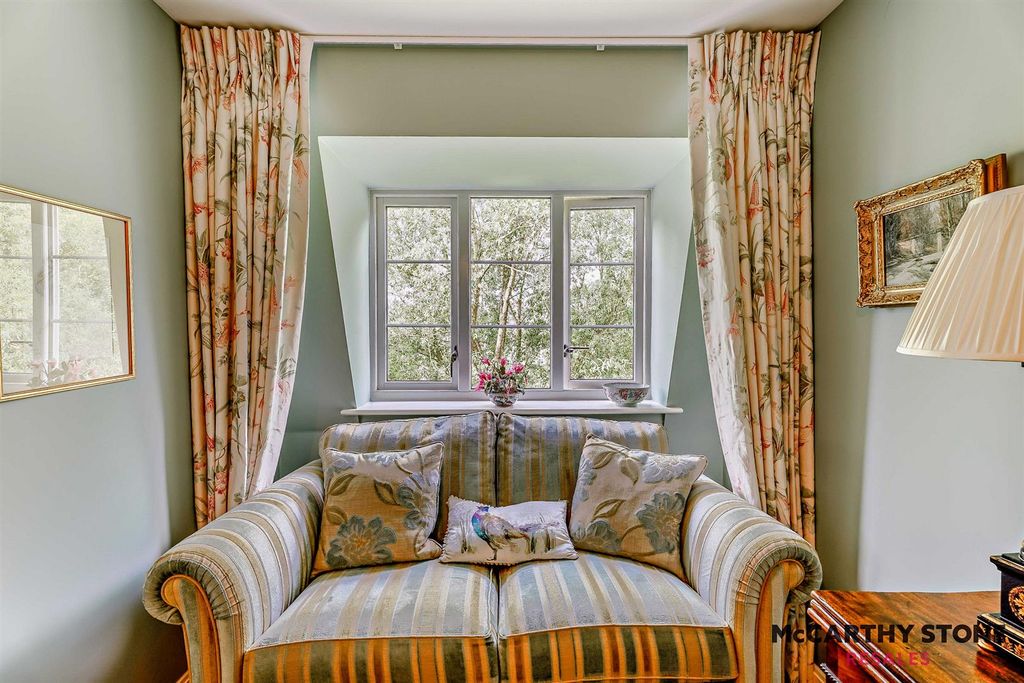 Additional image 5 of 1 bed flat for saleLambrook Court, Gloucester Road, Larkhall, Bath BA1