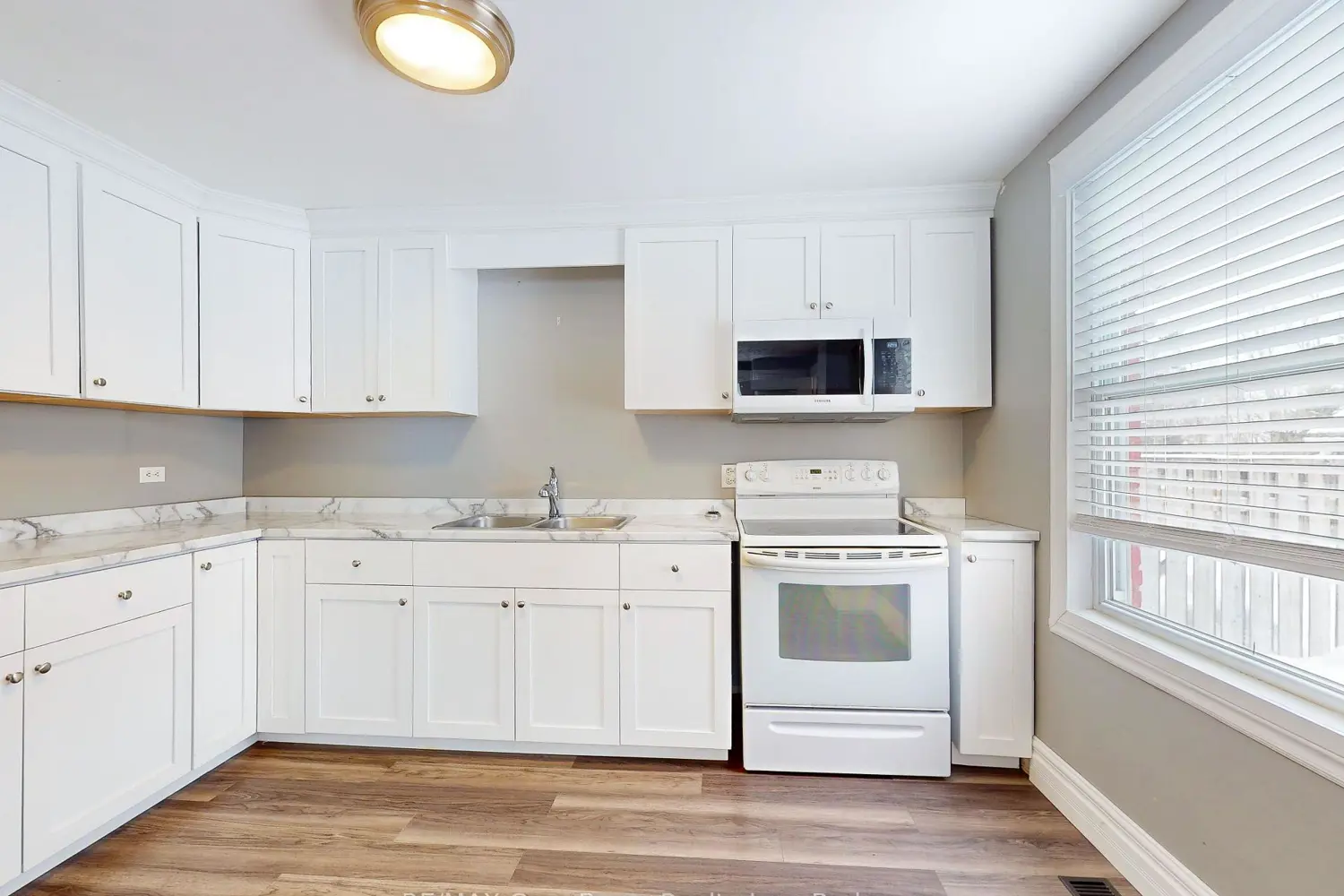 Additional image 6 of 690 8Th Street