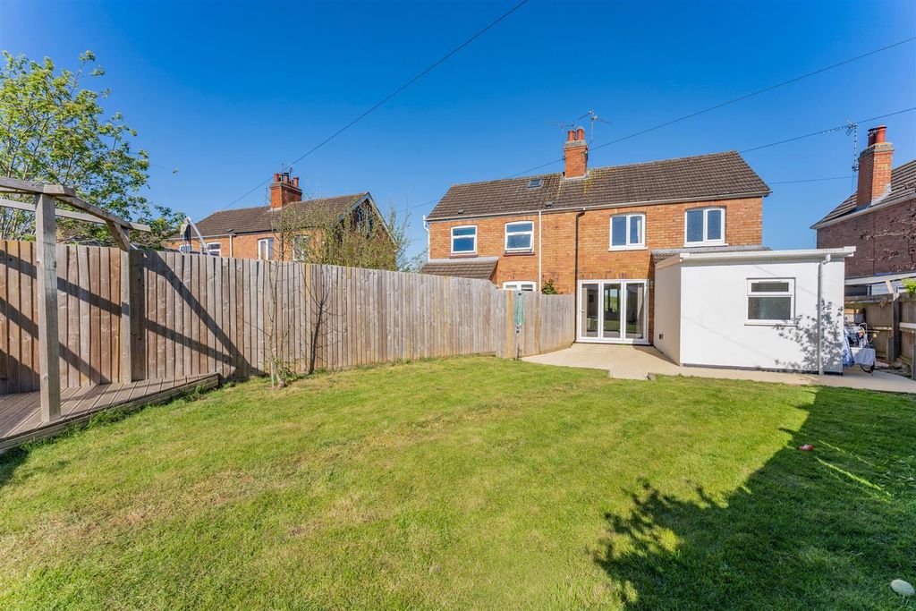 Additional image 30 of 3 bed semi-detached house for sale- Northampton Road, Welford NN6