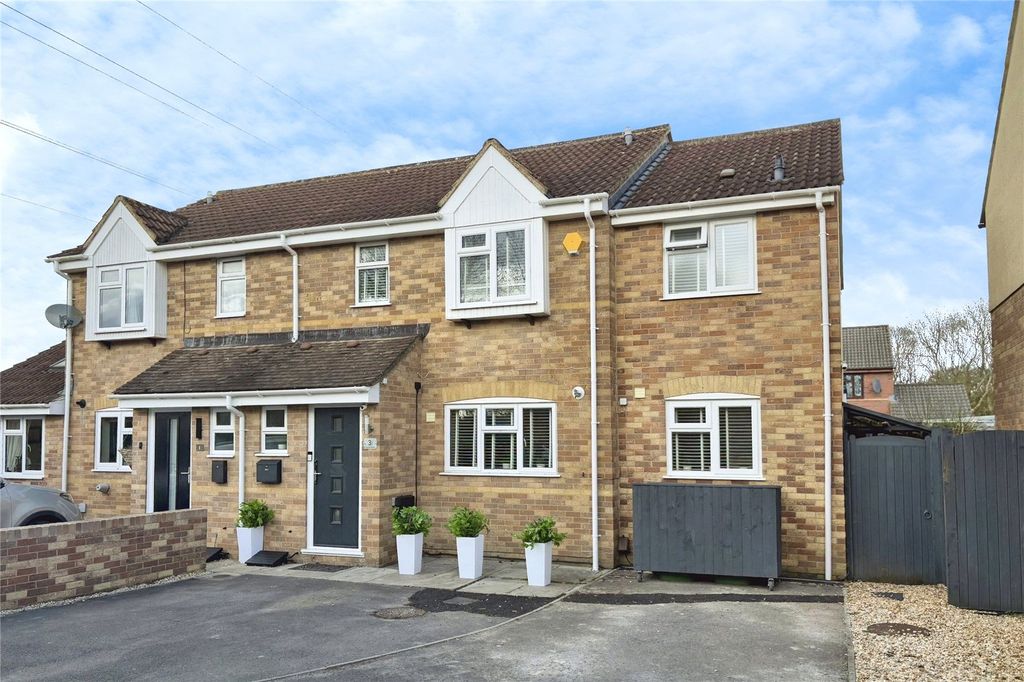 4 bed semi-detached house for saleCroscombe Gardens, Frome BA11