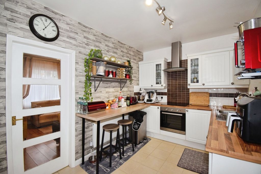 Additional image 15 of 2 bed terraced house for saleWoodstock Road, Leicester, Leicestershire LE4