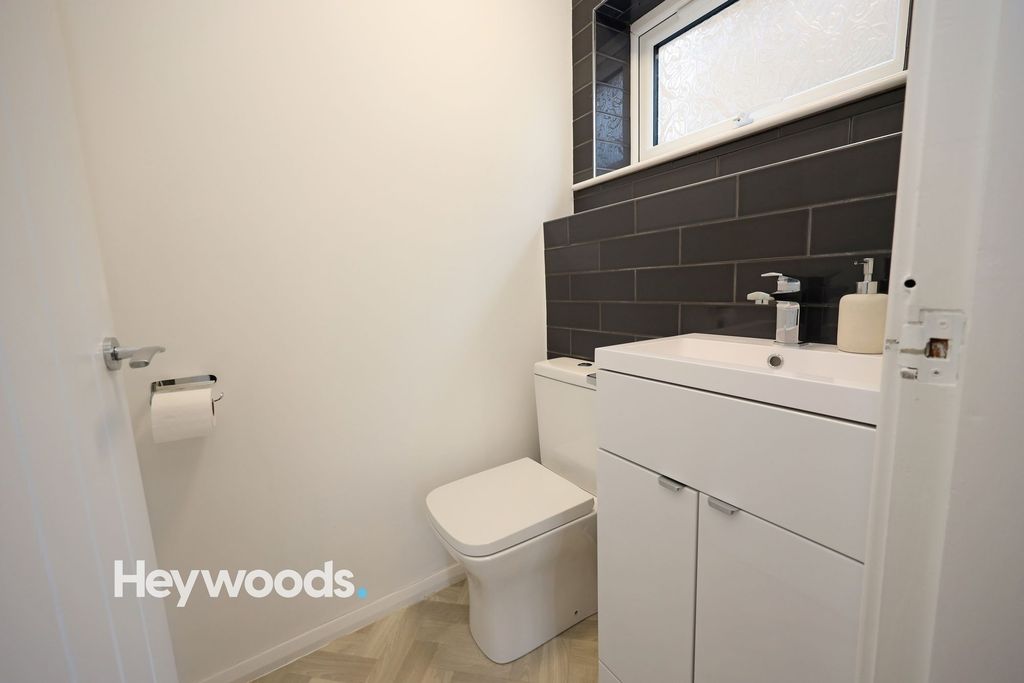 Additional image 10 of 3 bed detached house for saleSeabridge Road, Newcastle Under Lyme ST5