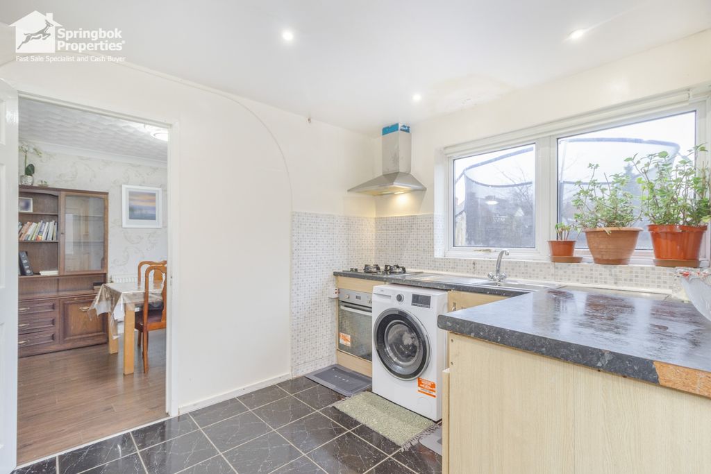 Additional image 6 of 3 bed detached house for saleHolywell Road, Leicester, Leicestershire LE2