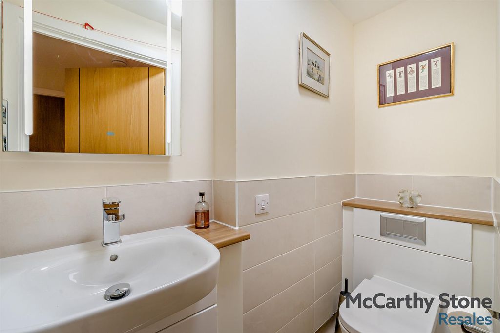 Additional image 6 of 2 bed flat for saleLambrook Court, Gloucester Road, Larkhall, Bath BA1