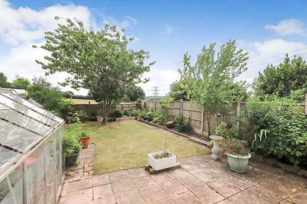 Additional image 12 of 4 bed semi-detached house for saleSedgley Road, Penn Common, Wolverhampton WV4