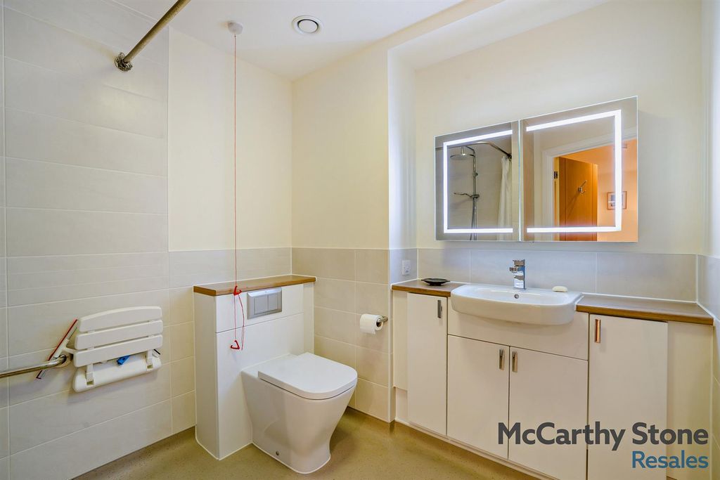 Additional image 10 of 2 bed flat for saleLambrook Court, Gloucester Road, Larkhall, Bath BA1