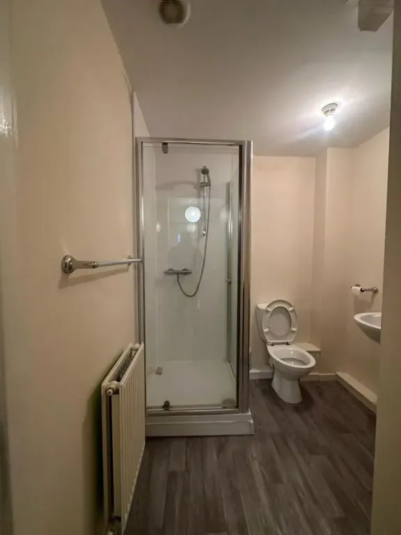 1 bed terraced house for salePadside Close, Leicester LE5 photo 5