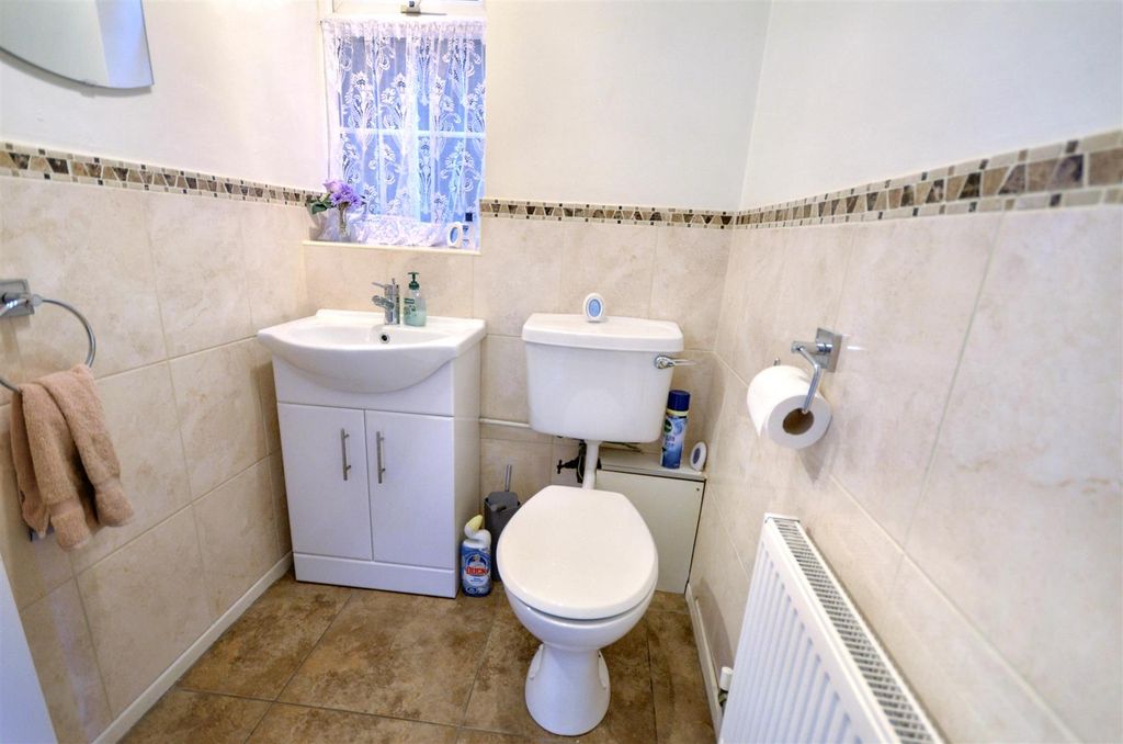 Additional image 16 of 4 bed detached house for saleSunningdale, Stone ST15