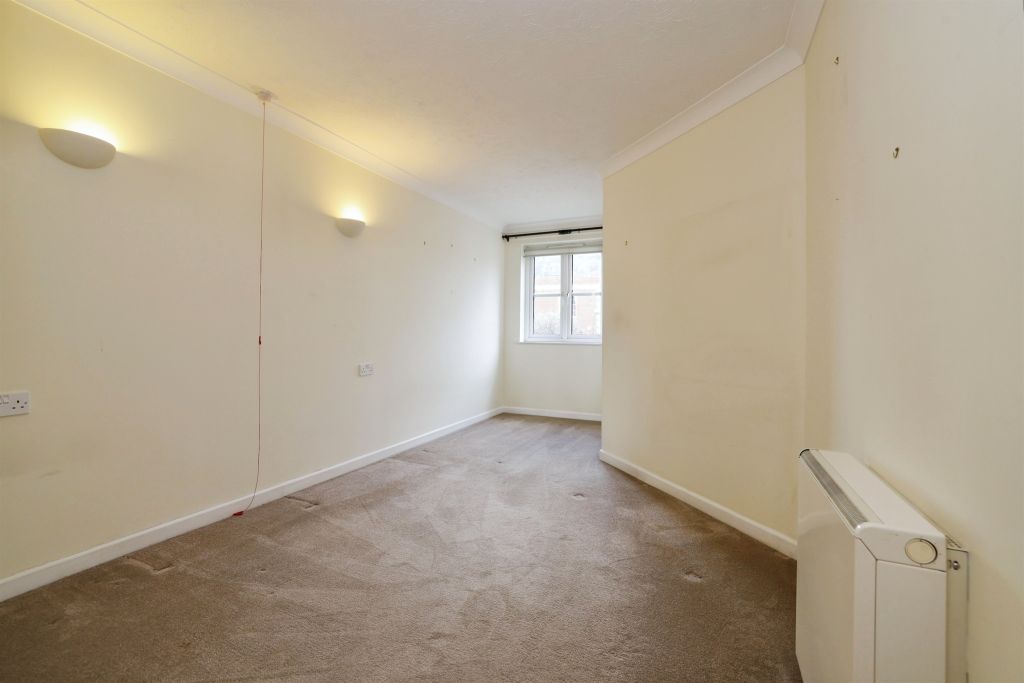 Additional image 5 of 1 bed flat for saleArchers Court, Salisbury SP1