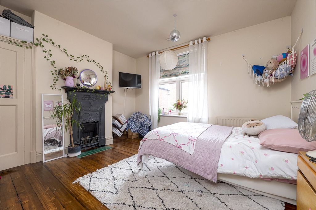 Additional image 6 of 5 bed terraced house for saleVictoria Park Road, Stoneygate, Leicester LE2
