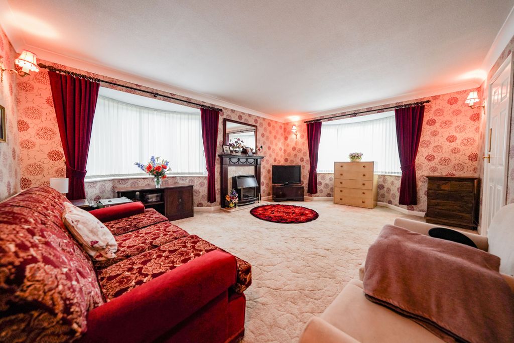 Additional image 3 of 4 bed detached house for salePark Hill Drive, Leicester, Leicestershire LE2