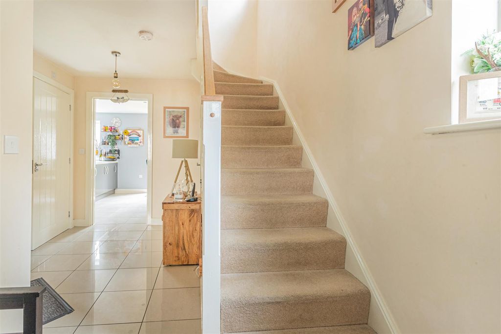 4 bed detached house for saleThe Stoneworks, Neston, Corsham SN13 photo 3