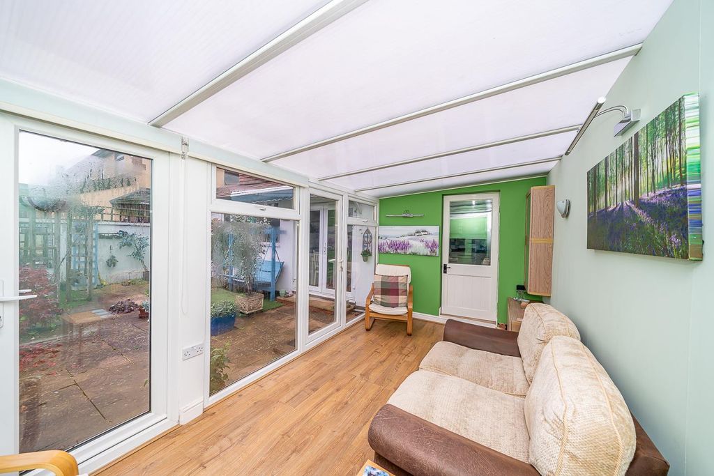 Additional image 3 of 2 bed detached bungalow for saleBroad Lane, Essington, Wolverhampton WV11