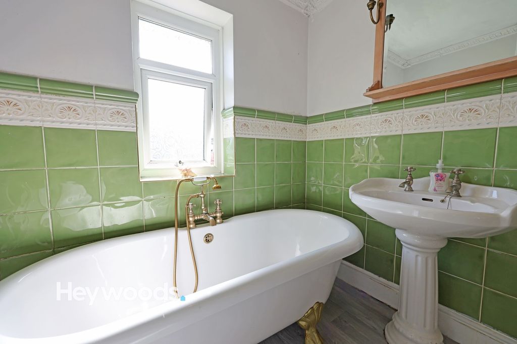 Additional image 25 of 3 bed semi-detached house for saleSeabridge Road, Newcastle ST5
