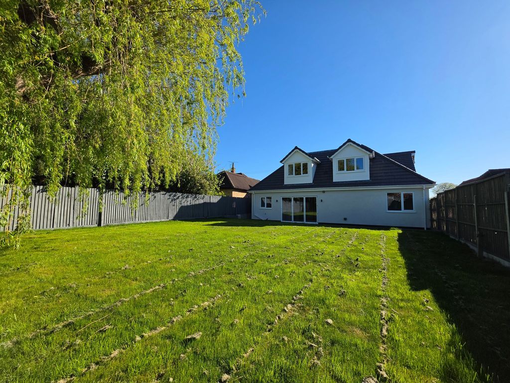 Additional image 24 of 7 bed detached bungalow for saleDavenport Road, Leicester LE5