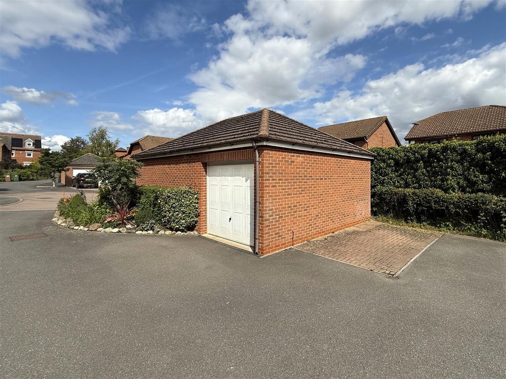 Additional image 22 of 4 bed semi-detached house for saleThe Osiers, Mountsorrel, Loughborough LE12