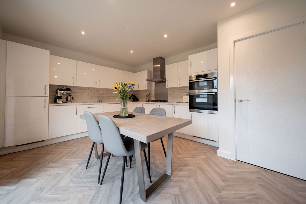 Additional image 3 of 4 bed detached house for saleWhite Park Avenue, Newbold Verdon, Leicester, Leicestershire LE9