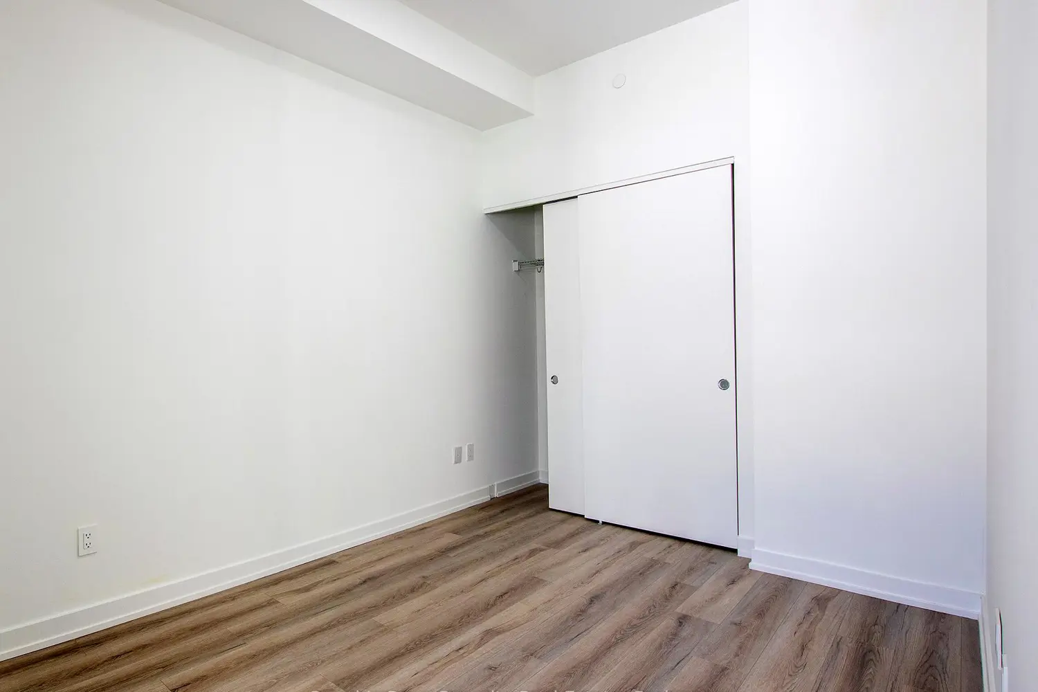 Additional image 7 of 722 Marlee Avenue 104