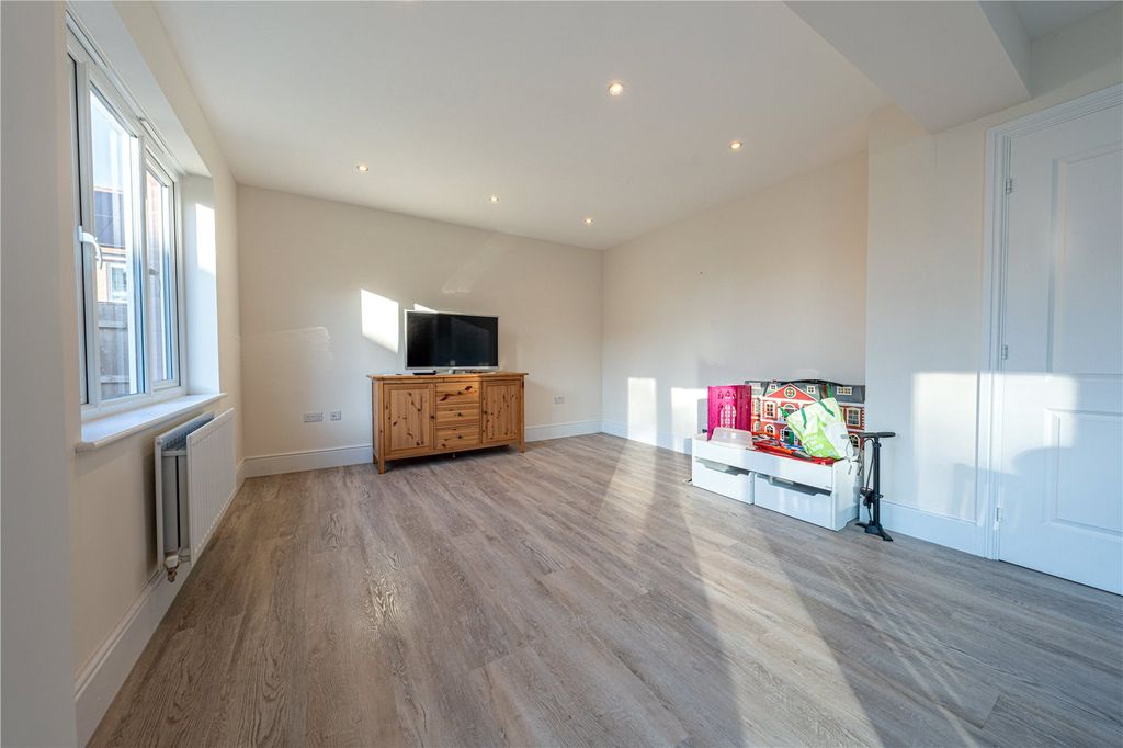 Additional image 8 of 4 bed detached house for saleHopton Close, Amington, Tamworth, Staffordshire B77