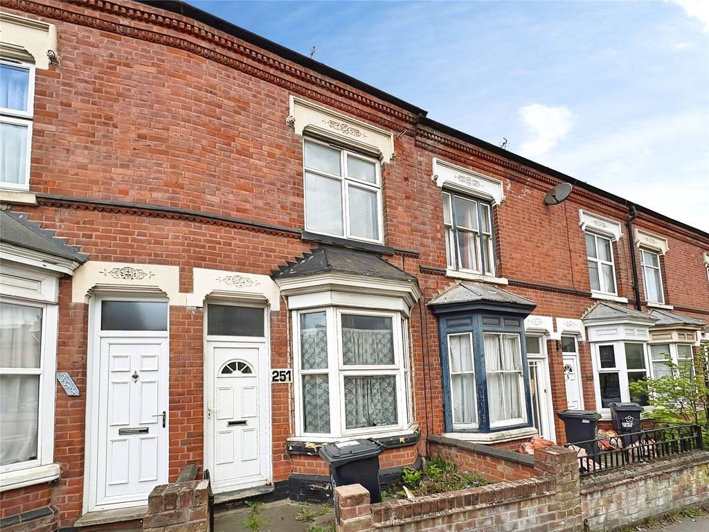 3 bed terraced house for saleWelford Road, Leicester, Leicestershire LE2