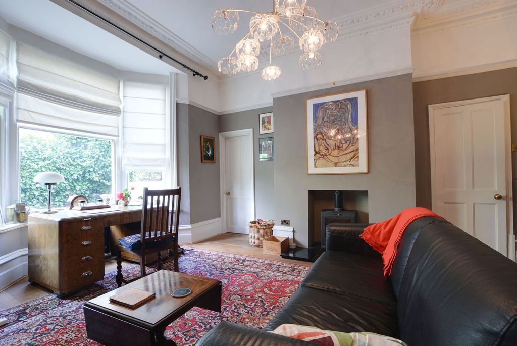 Additional image 13 of 6 bed semi-detached house for saleAlexandra Road, Stoneygate, Leicester LE2