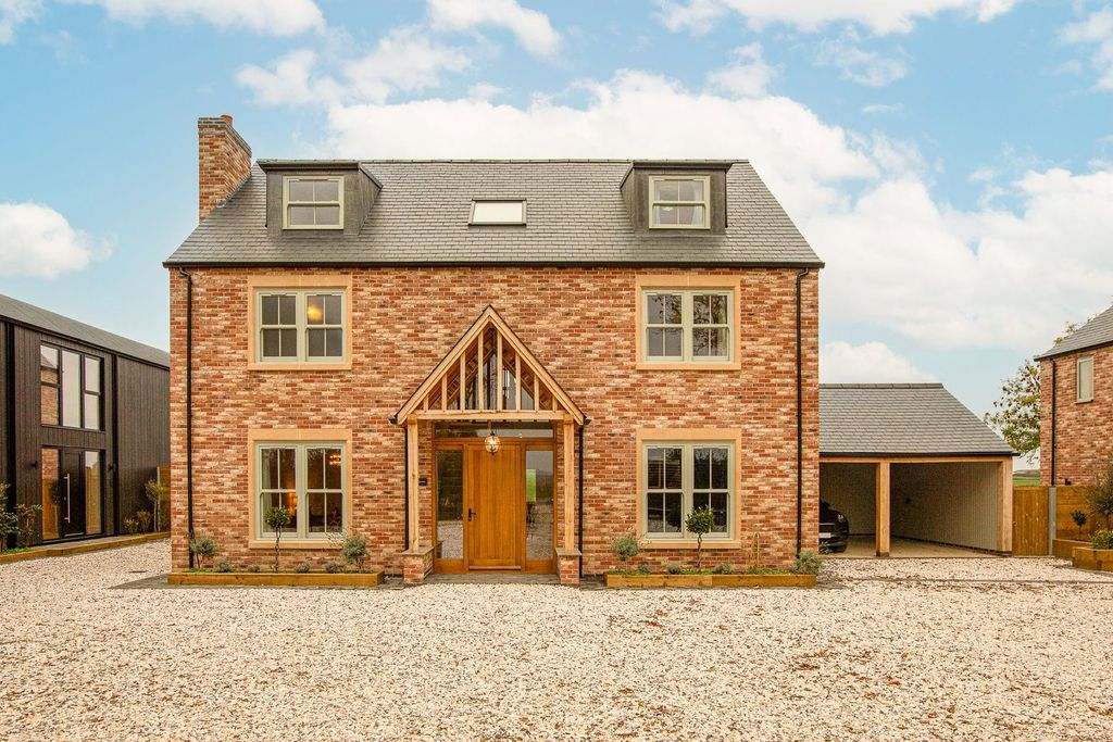 5 bed detached house for saleMulberry House, Waltham Road, Thorpe Arnold LE14