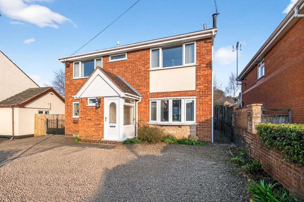 Additional image 18 of 4 bed detached house for saleCommon Road, Wombourne, Wolverhampton WV5