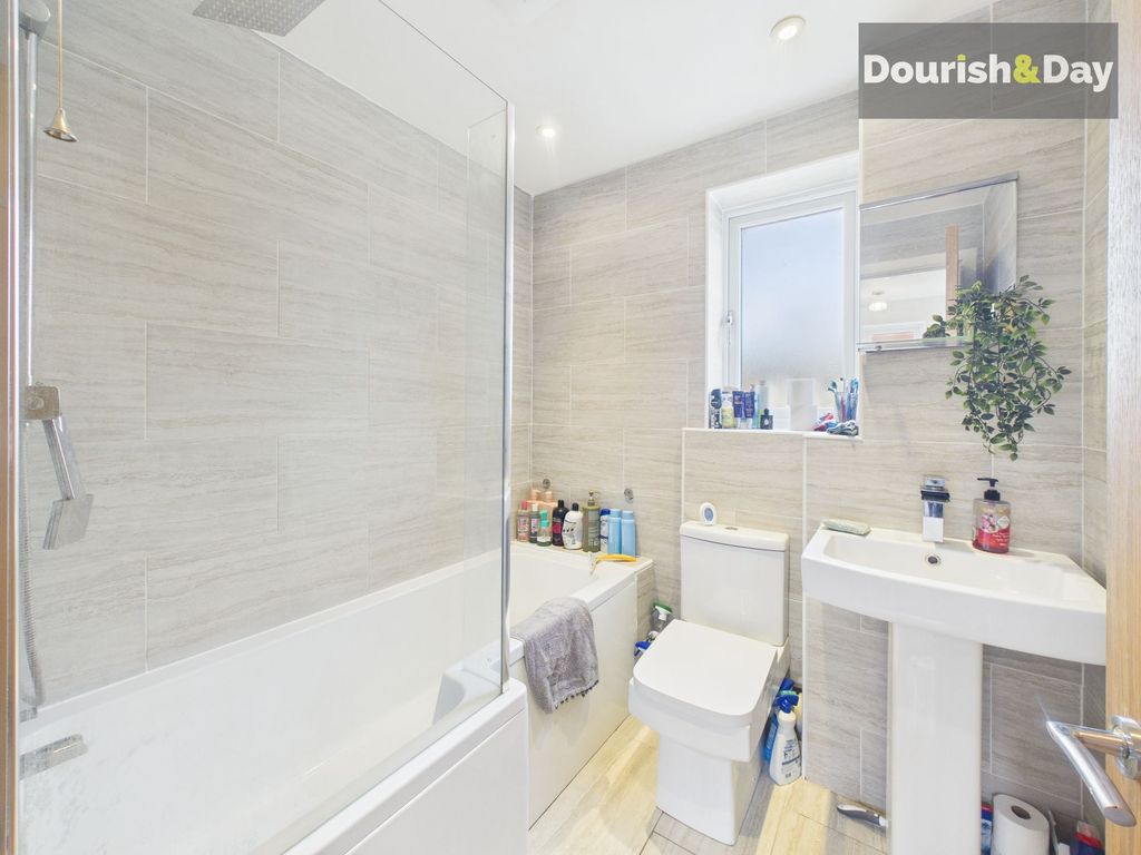 Additional image 13 of 3 bed detached house for saleCarisbrooke Drive, Stafford ST17
