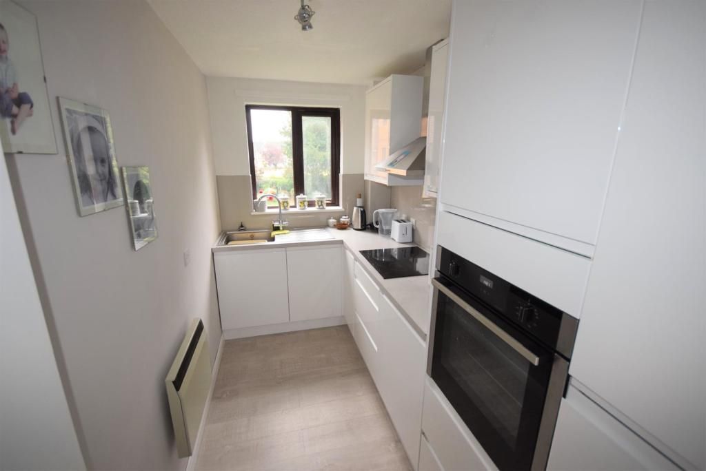 Additional image 2 of 2 bed flat for saleClift House, Langley Road, Chippenham SN15