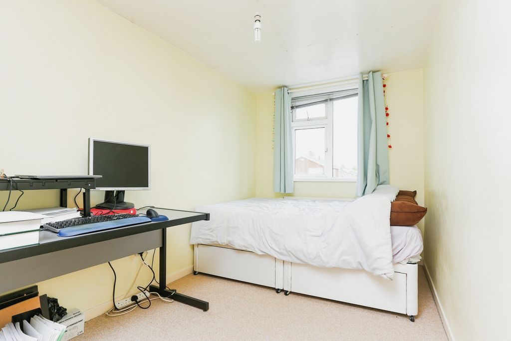 Additional image 7 of 5 bed detached house for saleParkstone Road, Syston, Leicester, Leicestershire LE7