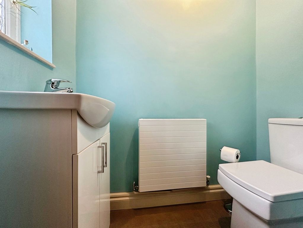 Additional image 8 of 3 bed terraced house for saleCastlecroft Avenue, Castlecroft, Wolverhampton WV3