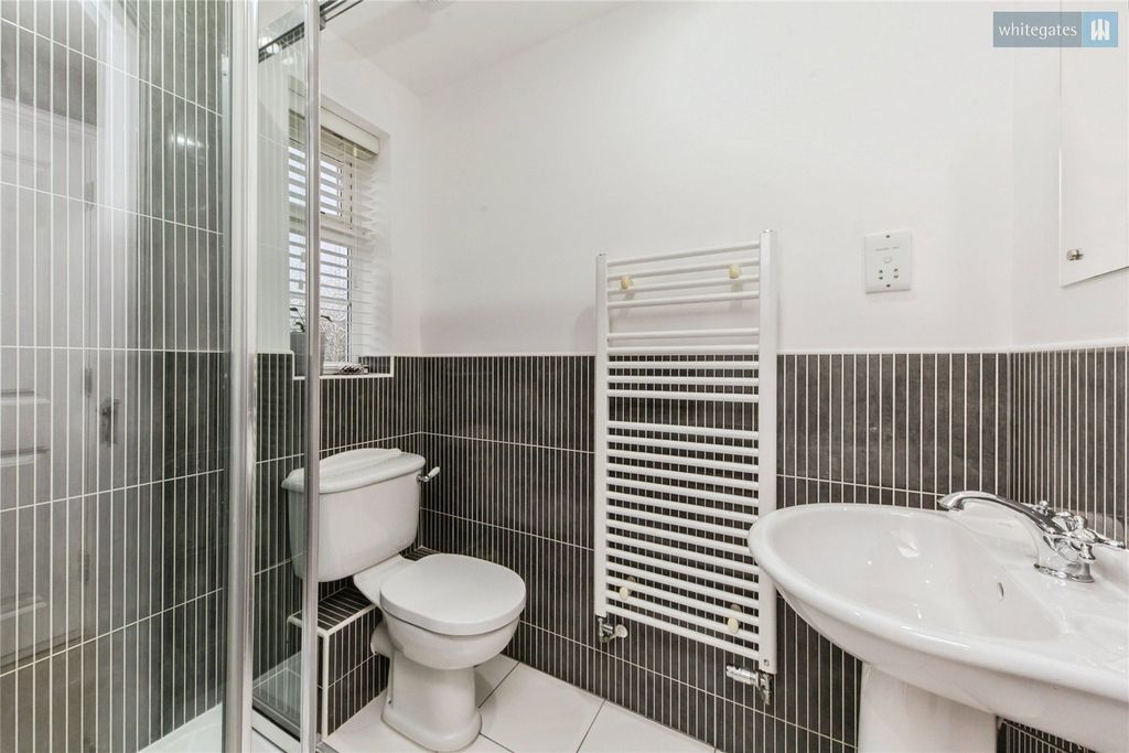 Additional image 17 of 5 bed detached house for saleSt. Augustines Drive, Weston, Crewe, Cheshire CW2