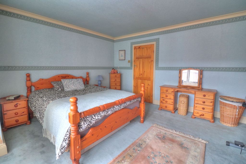Additional image 14 of 3 bed town house for saleHuntingdon Road, Leicester LE4