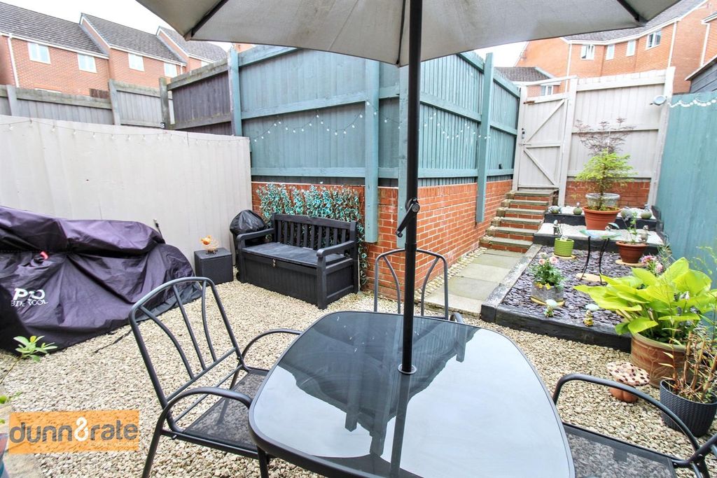 Additional image 15 of 3 bed town house for saleMoorefields View, Norton Heights, Stoke On Trent ST6