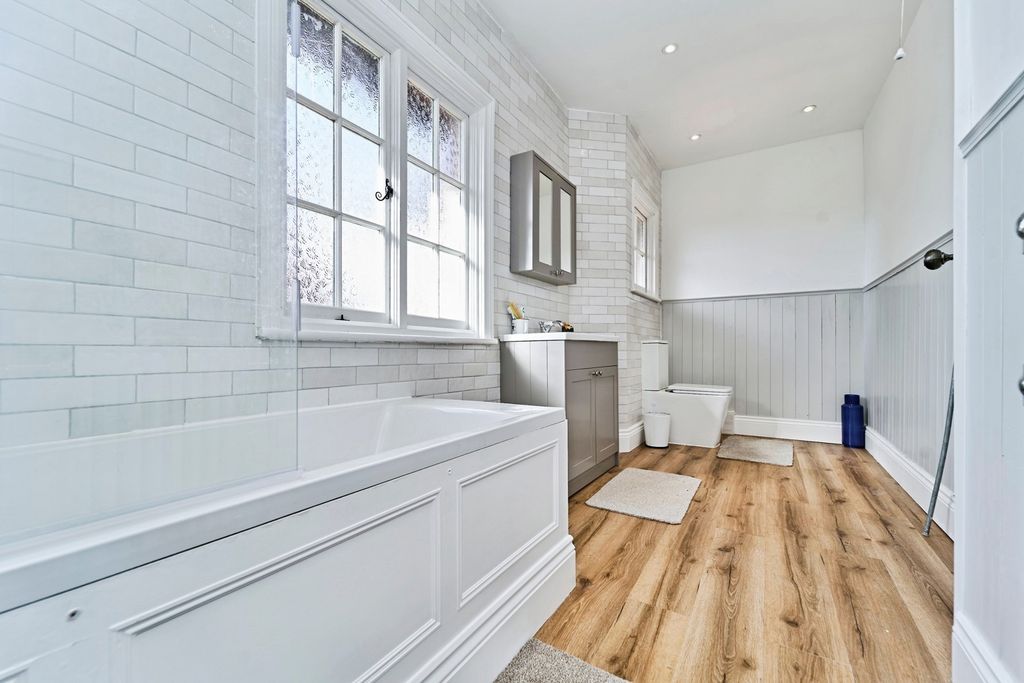 Additional image 3 of 3 bed semi-detached house for saleStation Street, Walsall, Staffordshire WS6