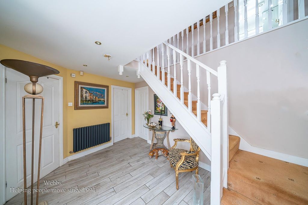 Additional image 7 of 4 bed detached house for salePool Close, Shareshill, Wolverhampton WV10