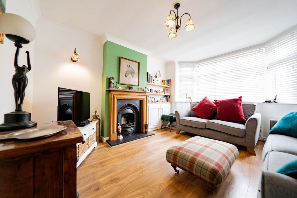 Additional image 2 of 3 bed detached house for saleThe Osiers, Braunstone, Leicester, Leicestershire LE3